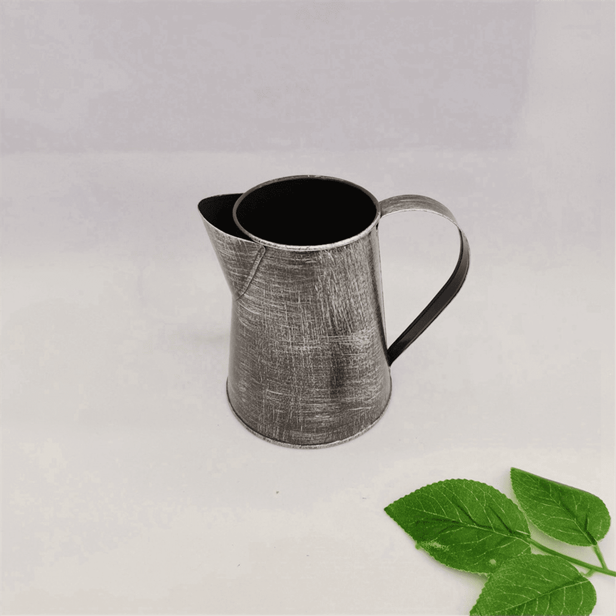 Metal Vase Decorative Shabby Pitcher Flower Holder Metal Vase with Handle for Home Garden Flowerpot Bronze