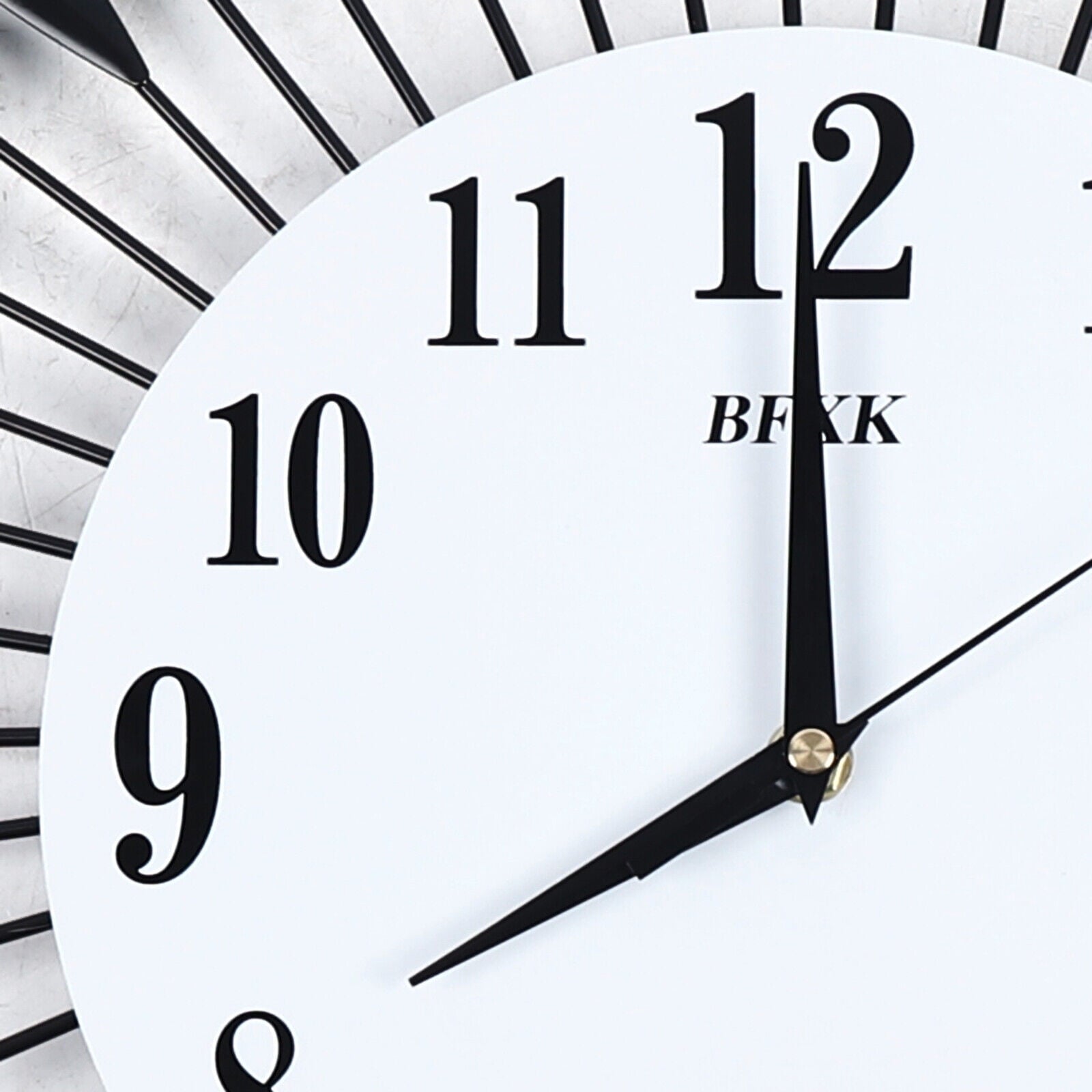 Modern Round Large Wall Clock 3D Luxury Style Metal Silent Clocks Home Decor For Living Room